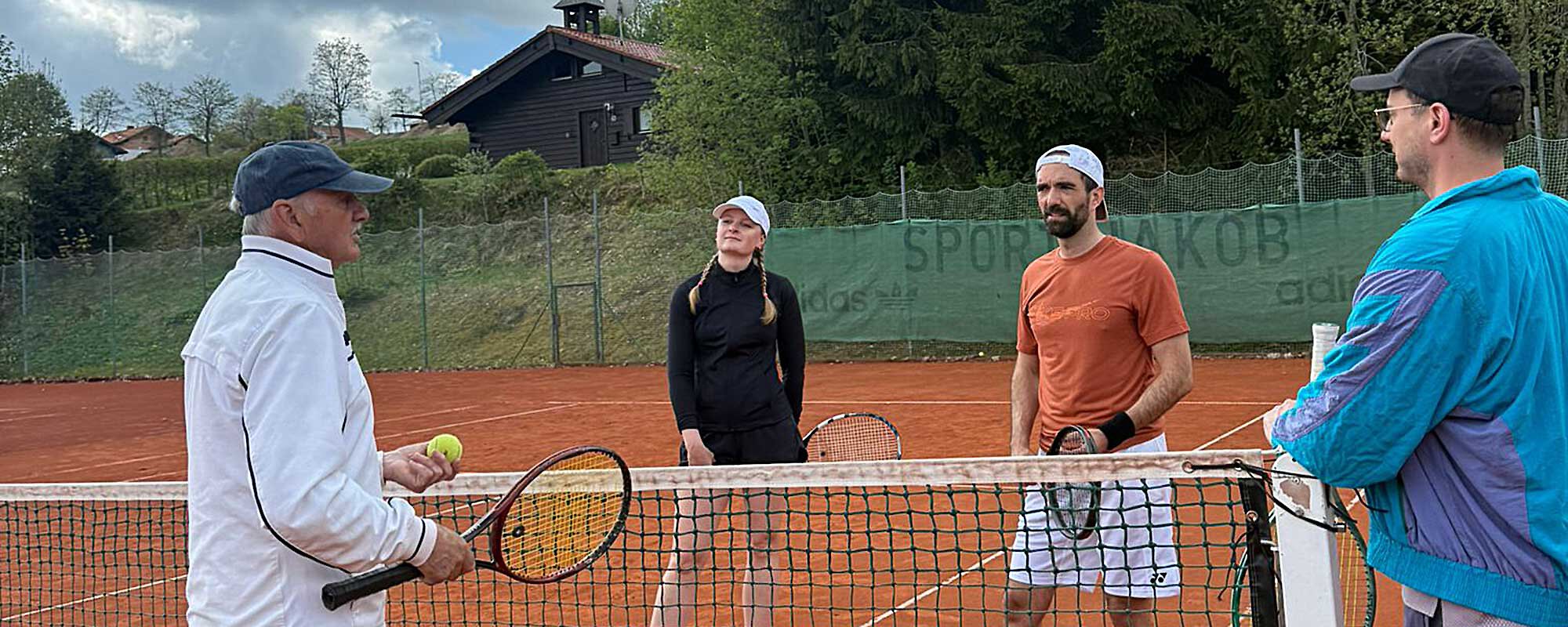 Tennis-Schule in Mitterfirmiansreut in Philippsreut im Landkreis Freyung-Grafenau